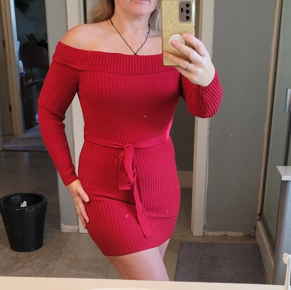 2 STUNNING SWEATER OFF SHOULDER RIBBED KNIT MINI DRESSES - Picture 3 of 16